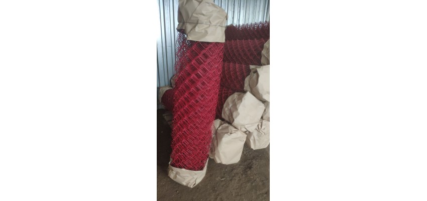 Сетка Рабица 1,5х10 м  с ПВХ покрытием ( красная ) производство РБ